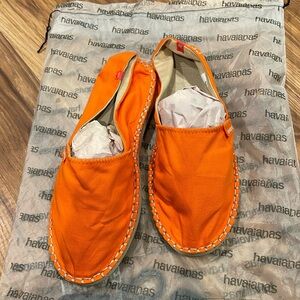 New havaianas alpargatas sandals in bright orange - soft footbed size 37 / 7us